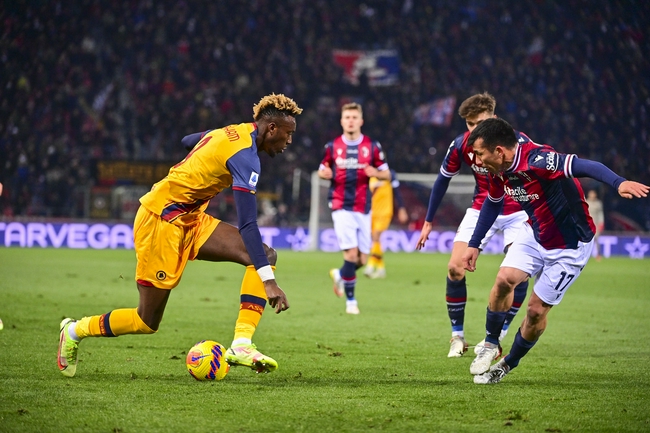  罗马锋线哑火主场不敌拉齐奥  