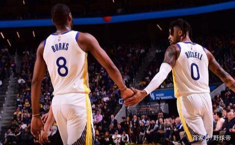  拉塞尔关键三分森林狼绝杀灰熊  