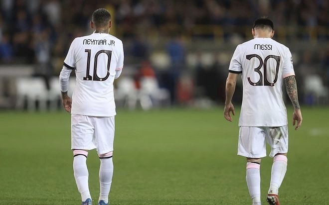  博洛尼亚爆冷门，客场掀翻卫冕冠军捧回三分